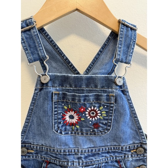Old navy Toddler Embroidered Jean Overalls Flowers Girlie Girl 3Y - Picture 2 of 9